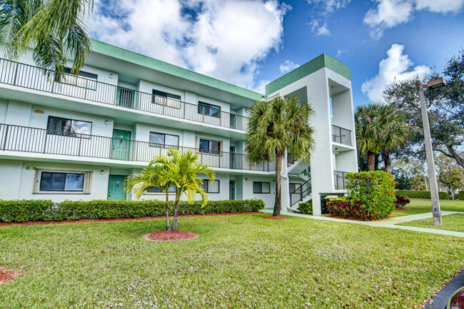 Foto del edificio - 15365 Lakes of Delray Blvd