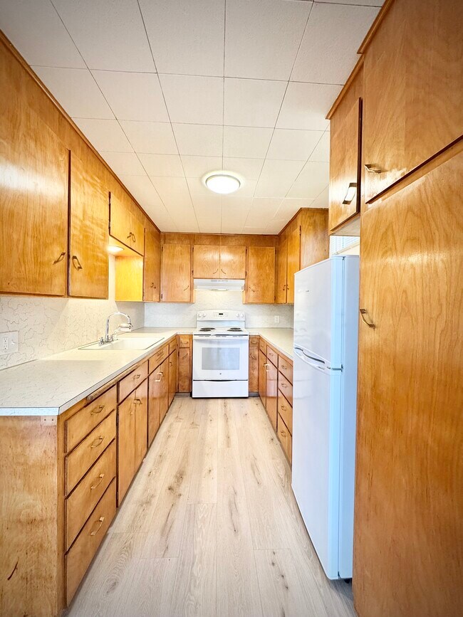 Foto del edificio - 3022 22nd Ave W