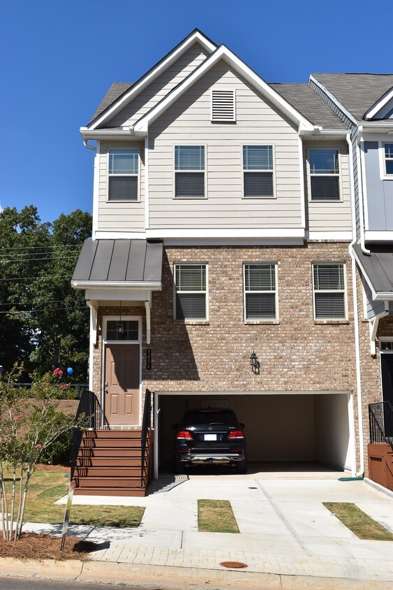 3494 Abbey Way, Oakwood, GA 30542 Townhome Rentals in Oakwood GA