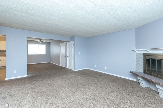 Building Photo - 3 br, 2 bath  - 1815 W 40th St Apt 1