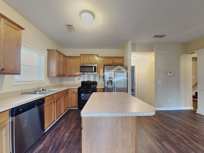 Foto del edificio - 243 Ascott Ln