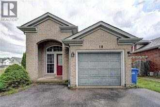 Building Photo - 18 O'Connor Ln