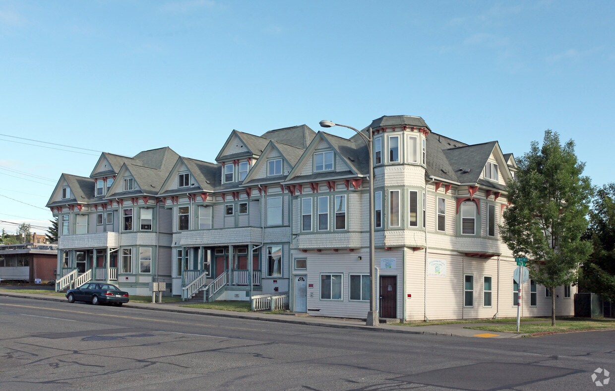Primary Photo - Mlkha Apartment