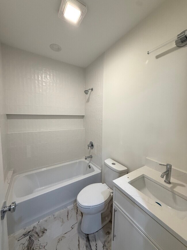 Foto del edificio - 3638 S King Dr