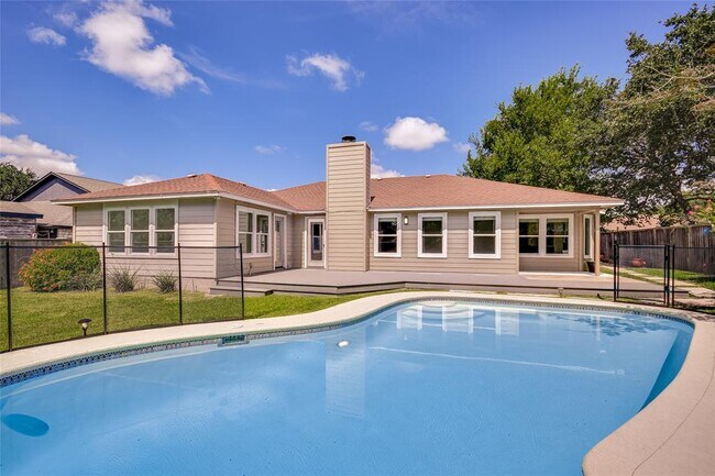 Building Photo - 9026 Lockleven Loop