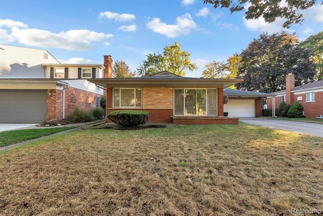 Foto del edificio - 32725 Barkley St