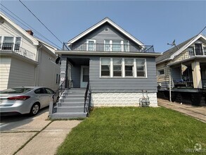 Building Photo - 216 Newburgh Ave