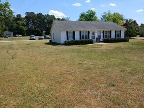 Building Photo - 2093 Old Fairground Rd