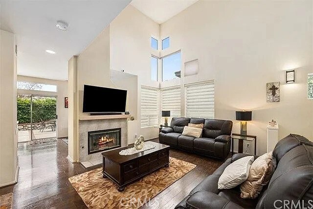 Foto del edificio - 908 S Lone Pine Ln