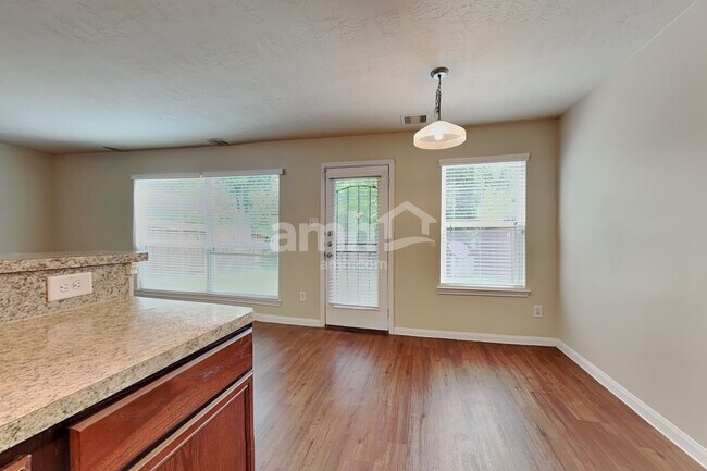 Foto del edificio - 15458 Bammel Oaks Ct