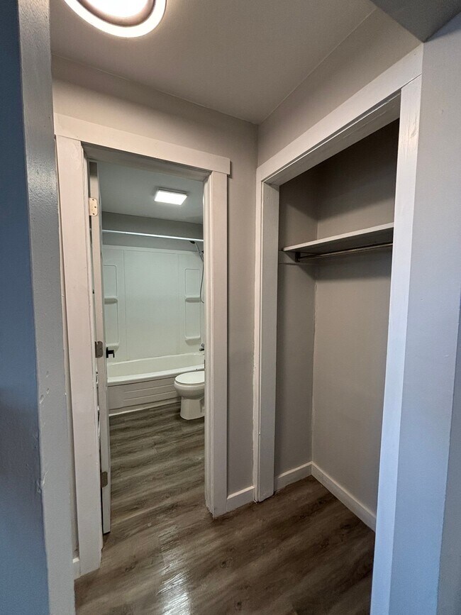 Photo du bâtiment - 30 Parkwood Dr