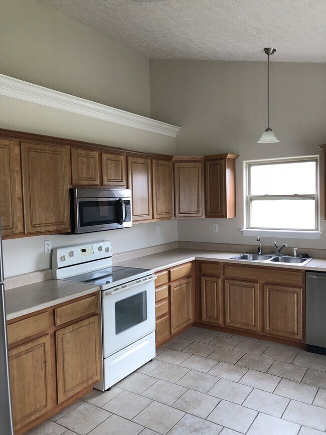 Foto del edificio - West Lafayette 3-Bedroom 2-Bath Home