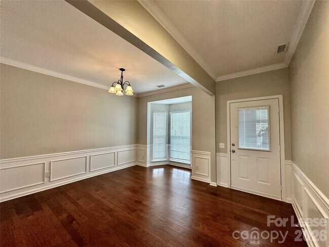 Foto del edificio - 5307 Bentgrass Run Dr