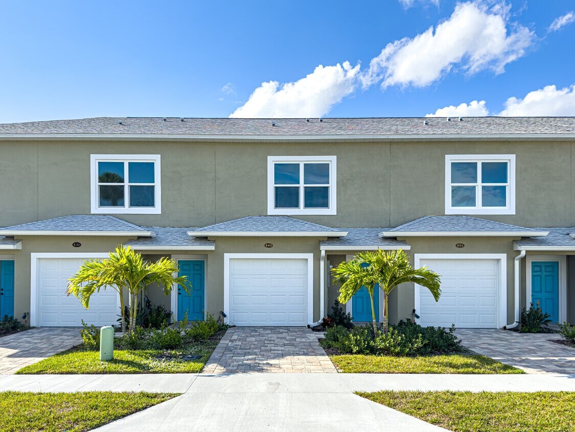 Brand new 2 bed, 2.5 bath townhome Apartment for Rent in Melbourne