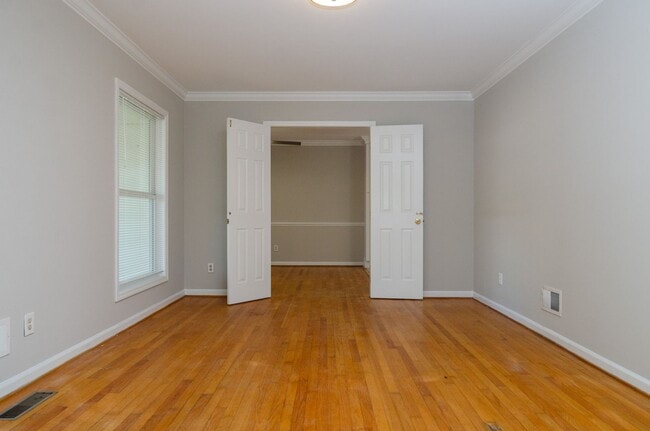 Building Photo - 5102 Clear Run Dr