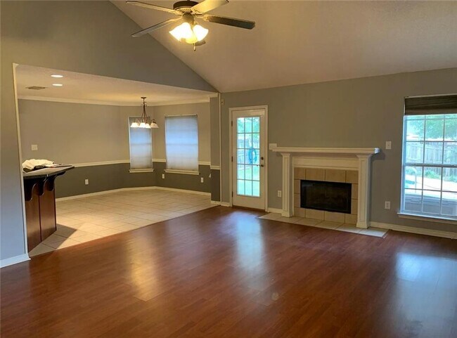 Foto del edificio - 1983 W Rachael Dr