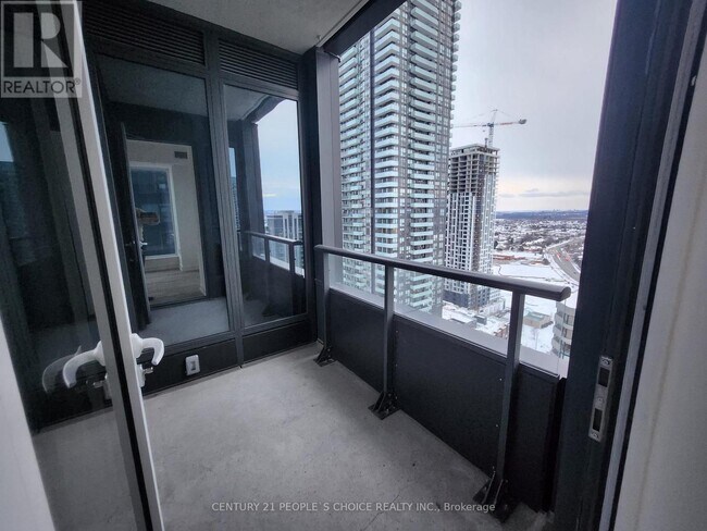 Building Photo - 395 Square One Dr