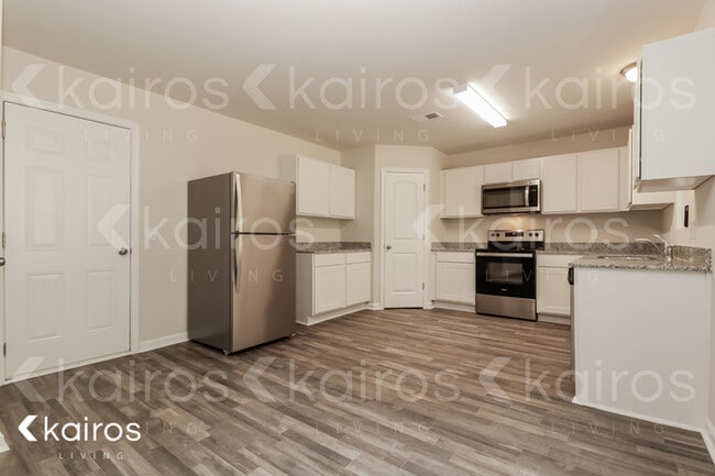 Building Photo - 348 Sunrise Cir.