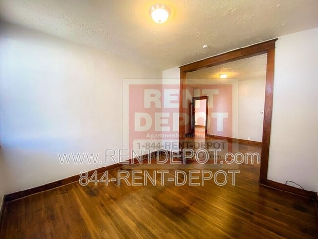 Foto del edificio - 1731 S Kerth Ave