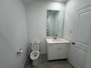 Building Photo - 28715 Mount Bonnell Dr