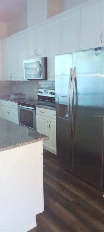 Building Photo - 1028 Parma Cir