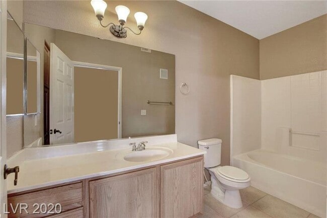 Foto del edificio - 2 Bedroom Condo