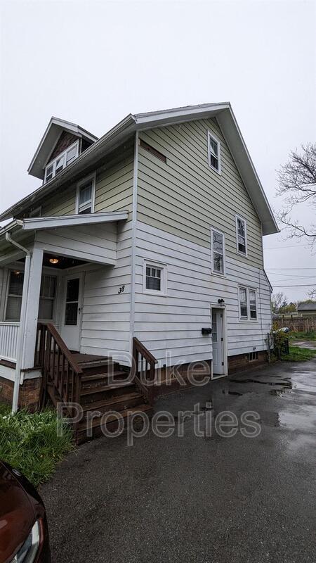 Building Photo - 38 Hillendale St