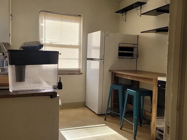 cocina - 3648 Ames St