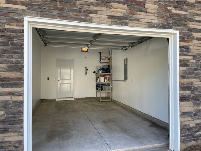 Building Photo - 1578 Katherine Ct