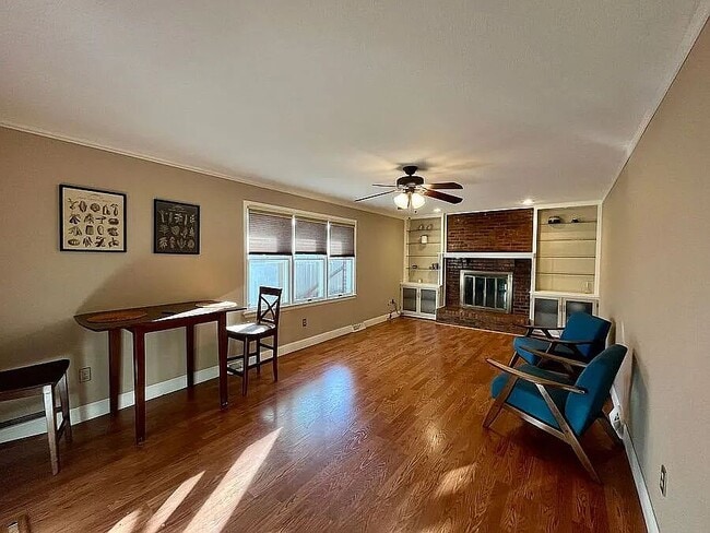 Building Photo - 2583 S Eagle Cir