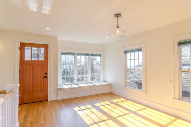 Foto del edificio - 2Bd/1.5Ba Seattle House