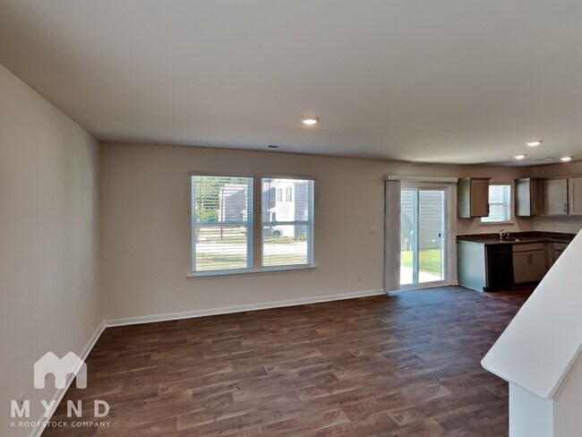 Building Photo - 2126 Allium Dr