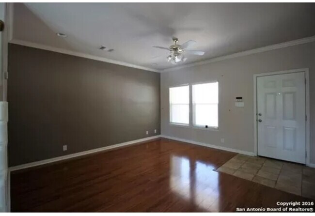 Foto del edificio - 7103 Norman Ln