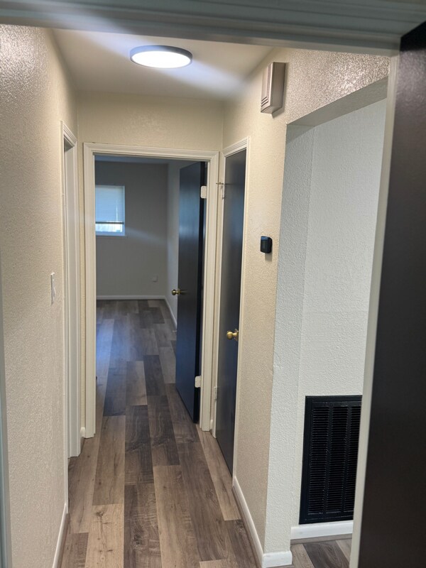 Building Photo - 9428 Tooley Dr