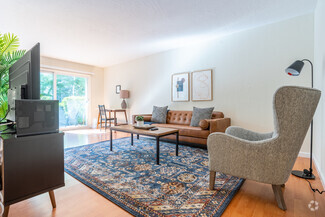 Building Photo - 181 Del Medio Ave