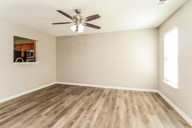 Building Photo - 3530 Joel Turner Dr