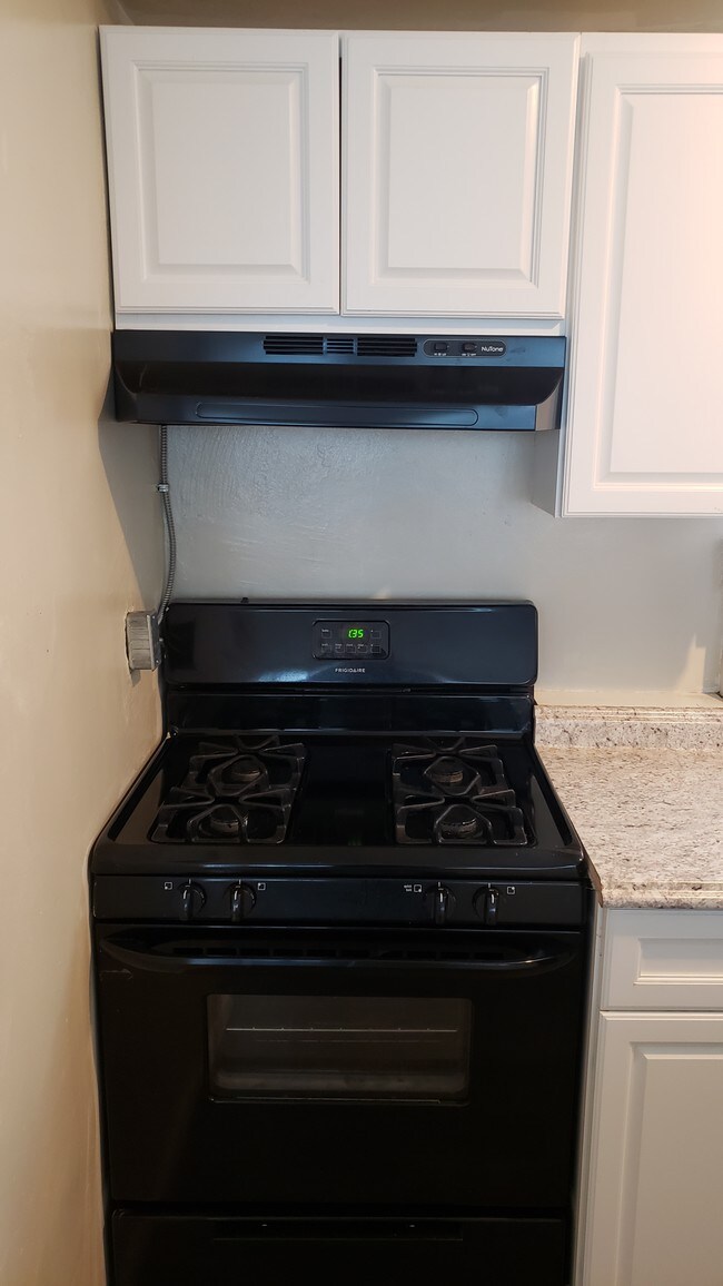 Foto del edificio - 4809 Meade St NE