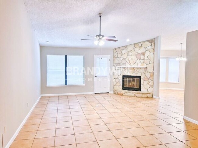 Foto del edificio - Apply Today!