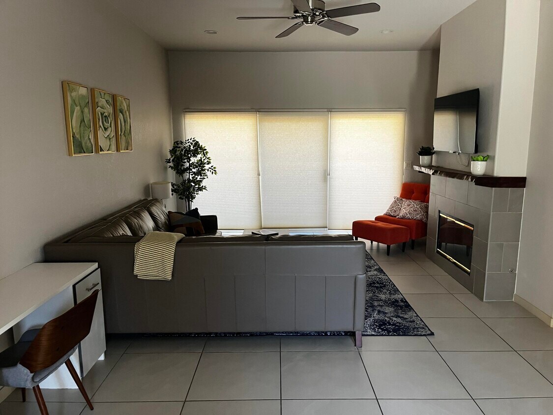 Building Photo - 48149 Vista Cielo