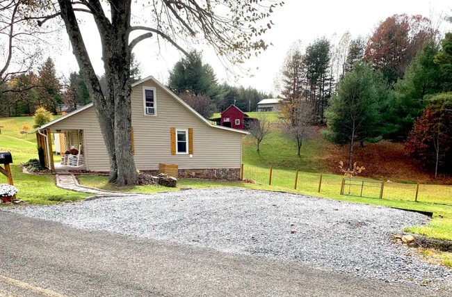 Building Photo - 626 Wolfe Rd