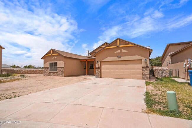 Building Photo - 618 Rafael Marmolejo St