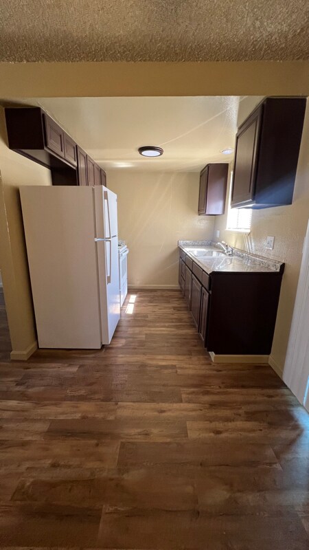 Foto del edificio - 738 Bedlow Dr