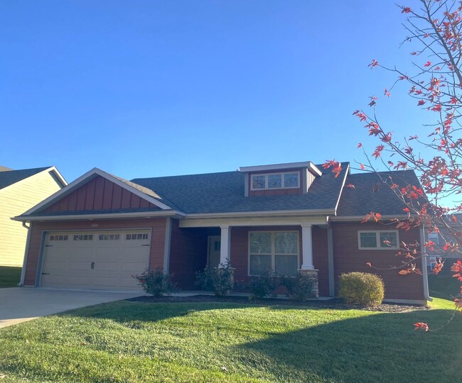 Interior Photo - Manor Homes
