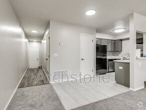 Building Photo - 5908 W Hefner Rd