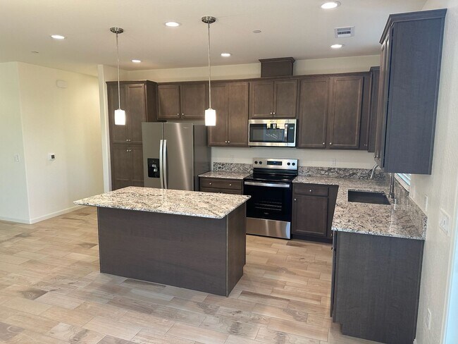 Foto del edificio - 3121 Alexandria St