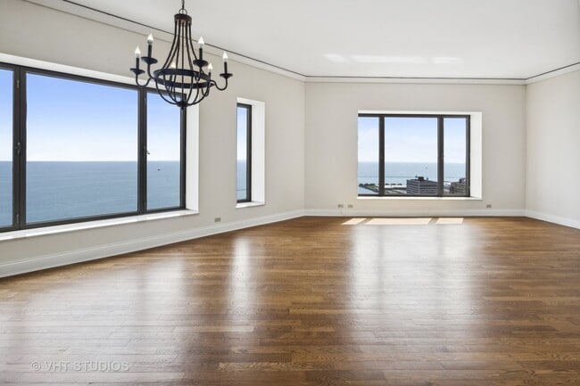Building Photo - 950 N Michigan Ave