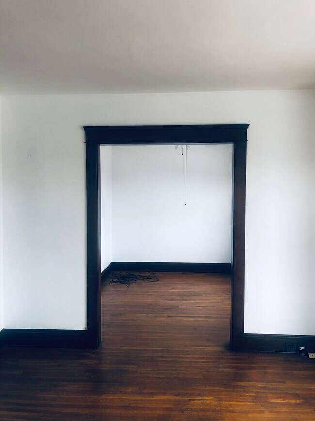 View into sitting room - 2155 Broadview Rd