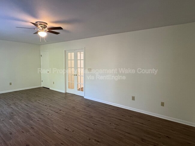 Building Photo - 306 Applecross Dr