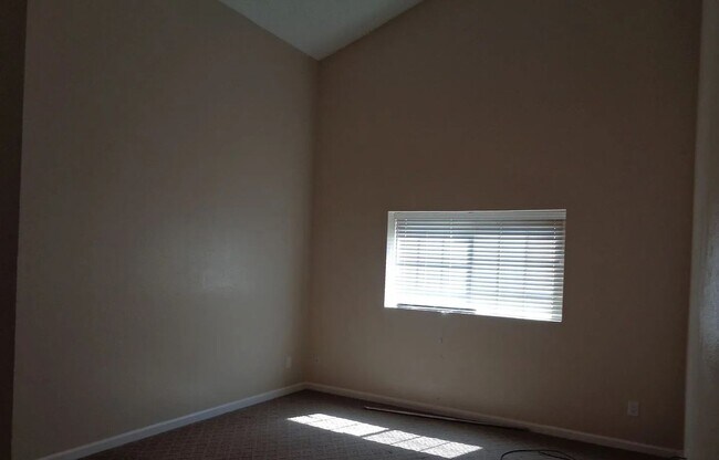 Foto del edificio - 1266 Hartford Cir