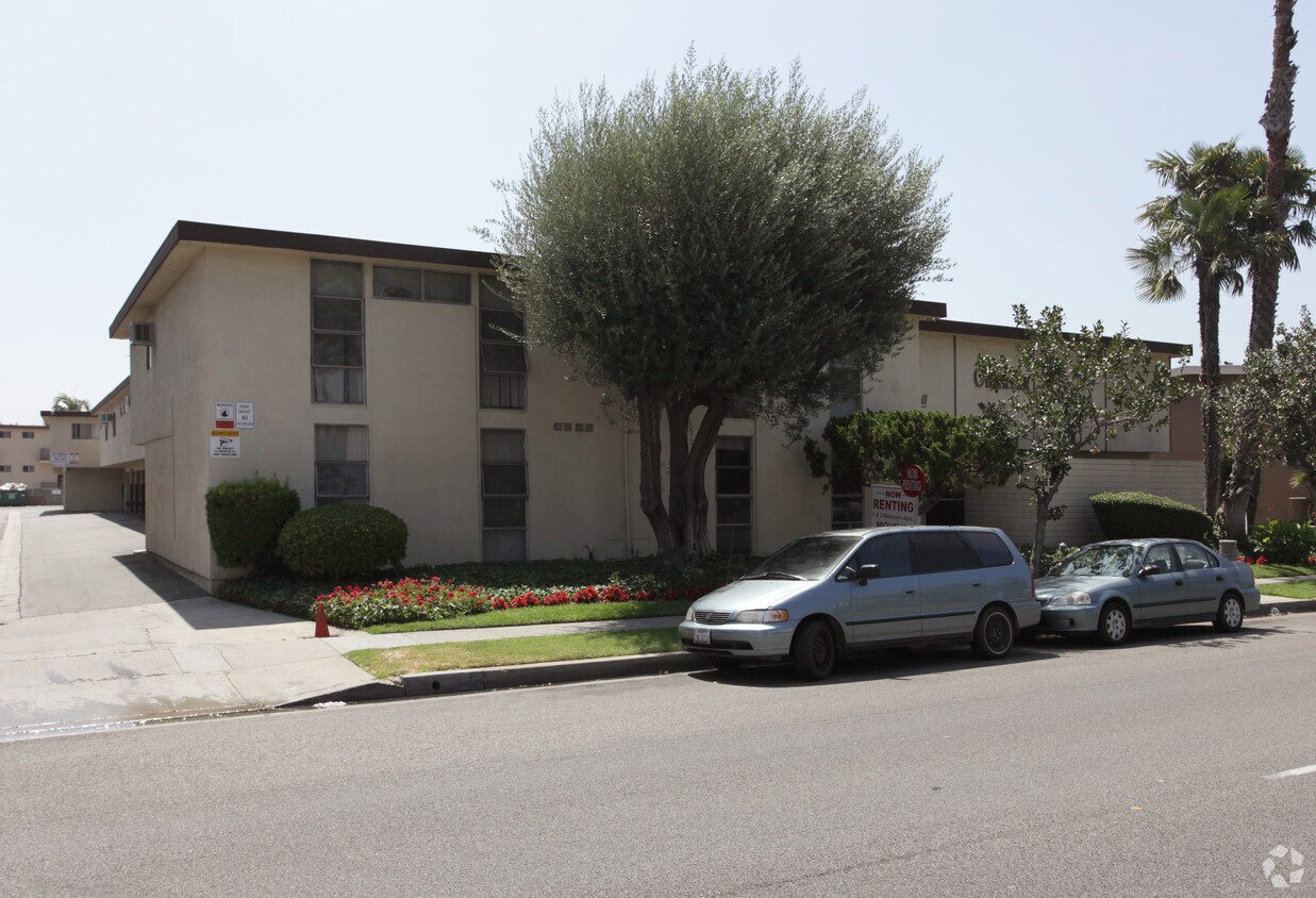 Foto del edificio - Charter House Apartments